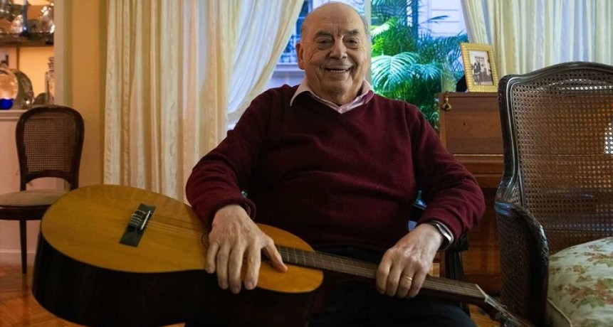 El folclore argentino llora la muerte de Juan Carlos Saravia, el primer y último de Los Chalchaleros