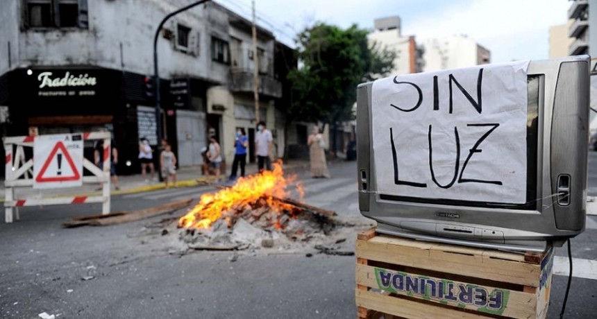 Más de 11 mil hogares siguen sin luz en ciudad de Buenos Aires y el conurbano bonaerense