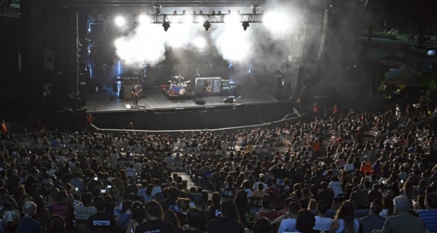 Los eventos masivos ser&aacute;n sin l&iacute;mite de capacidad pero con vacunaci&oacute;n completa