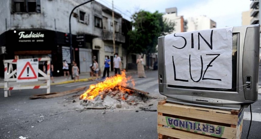  Más de 24.000 usuarios continúan sin suministro eléctrico 