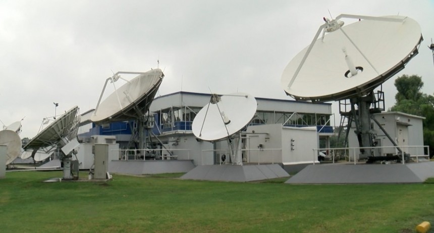 Prevén dar conexión a un total de 25.000 escuelas y 5.000 centros de salud