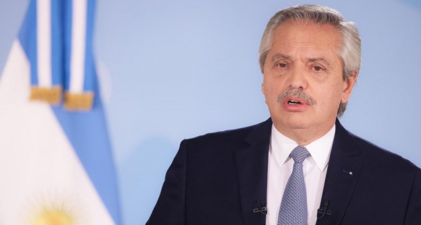  Fernández lanzará la campaña de vacunación para la presencialidad plena en escuelas 