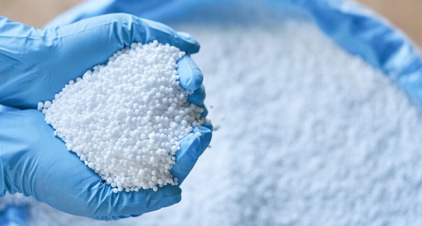 Luego de un año de subas, el precio de los fertilizantes inició con una baja el 2022