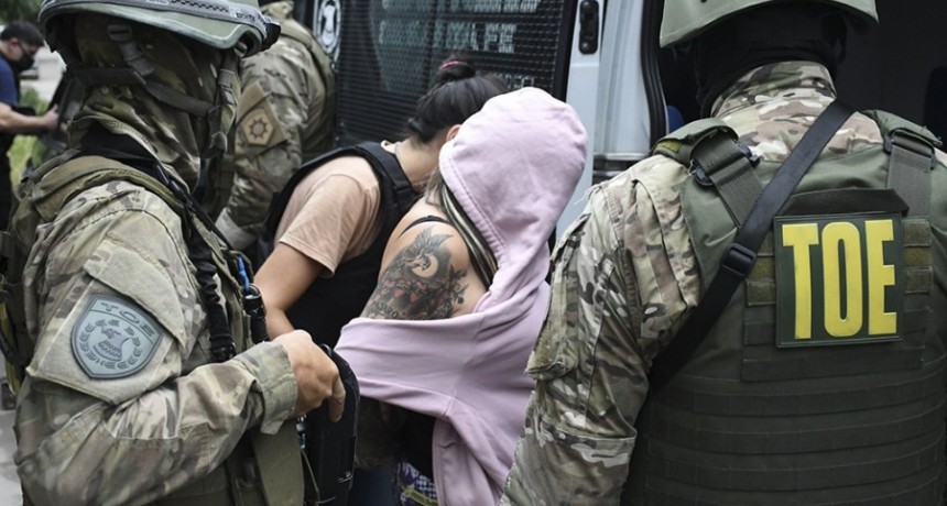 Trasladan al penal de Ezeiza a la viuda del asesinado jefe de 