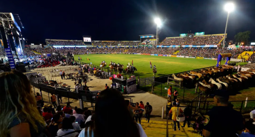 El Festival Jesús María sorprende en el arranque y el cierre y promete sus “clásicos”