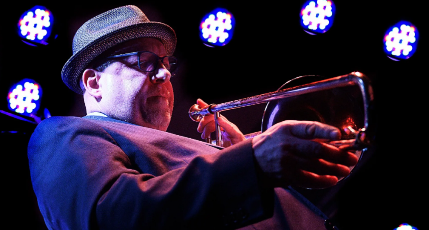 Steve Davis, brillante protagonista en la apertura del festival de jazz de verano