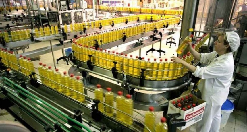 Roza el millón: el gremio de los trabajadores aceiteros acordó con las empresas el nuevo sueldo básico