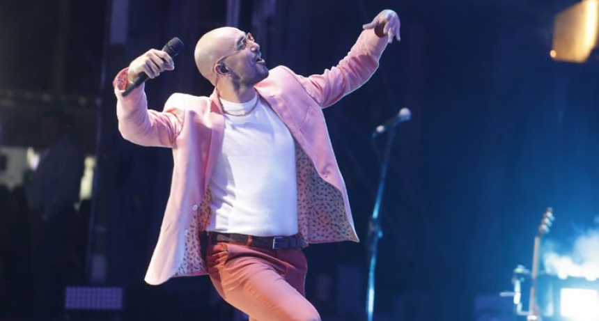 Abel Pintos le dio el cierre perfecto al Festival de Cosquín “Es un privilegio estar acá”