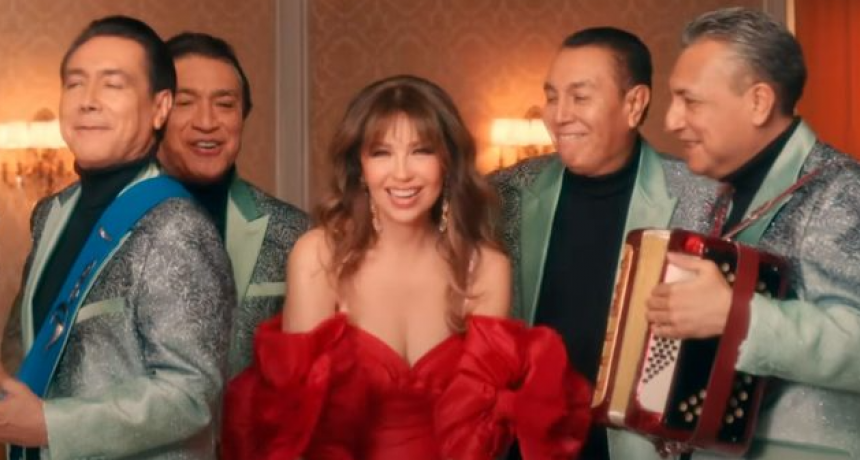 Los Ángeles Azules y Thalía colaboran en 