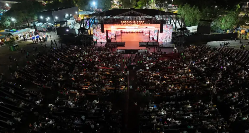 Cruces y malestar en Corrientes por shows ajenos al chamamé en su fiesta mayor