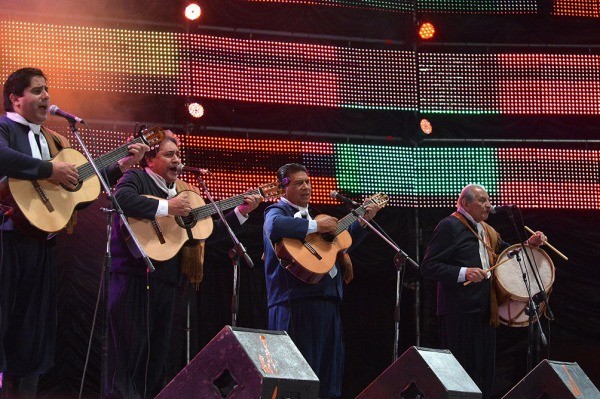 Los Manseros Santiagueños, en el emotivo cierre en Cosquín