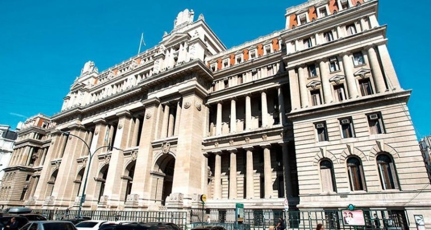 Marcha al Palacio de Tribunales por la 