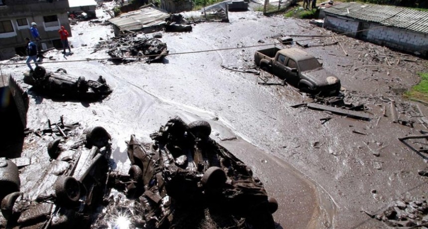 Un aluvión causó once muertos y 32 heridos en Quito