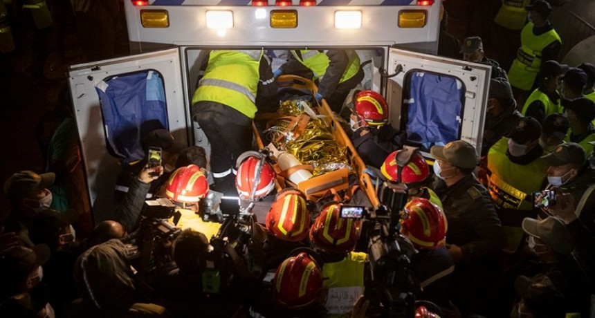 El peor final: no lograron rescatar con vida al niño que cayó a un pozo de 32 metros