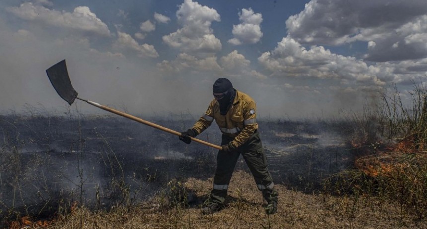 El 80% de los incendios fueron extinguidos y se espera un frente de tormenta