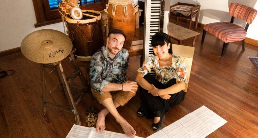 Sebastián Piana en Tinta Roja propone un viaje hacia el corazón negro del tango