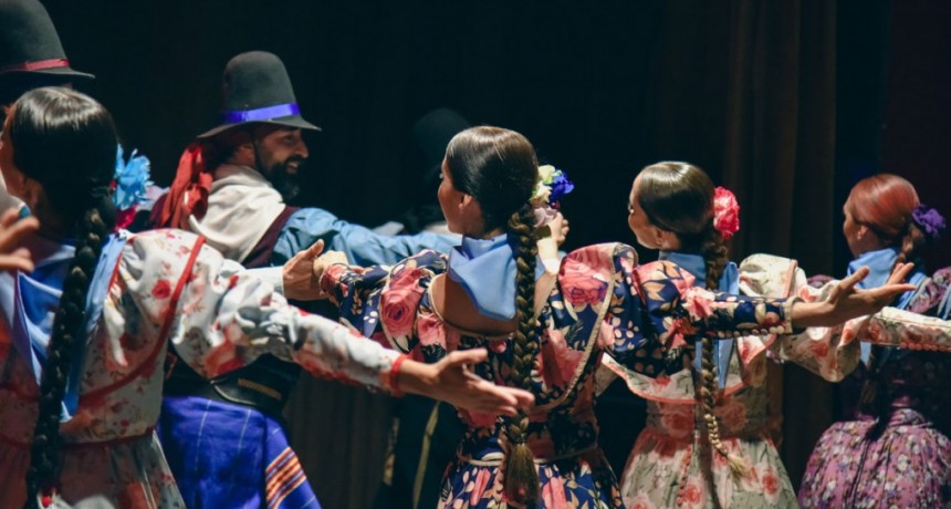 Confluencia, por el Ballet Folklórico Nacional
