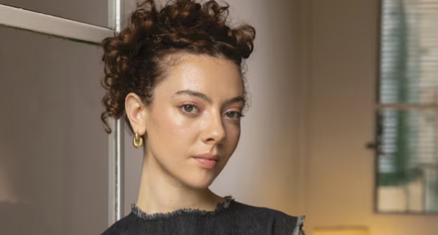 Es la bisnieta de una gloria del tango, se dedica a la actuación y al canto y asegura “Nunca saqué ventaja de mi apellido”