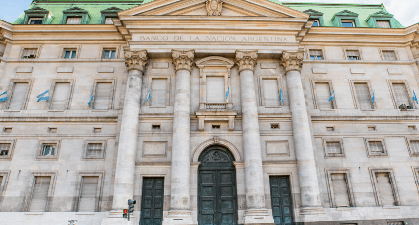 Por decreto, el Gobierno transforma al Banco Nación en una Sociedad Anónima