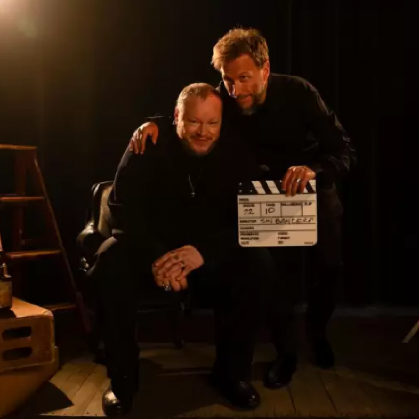 Sín Bándera estrena “Escenas” y emociona con su tour 2026