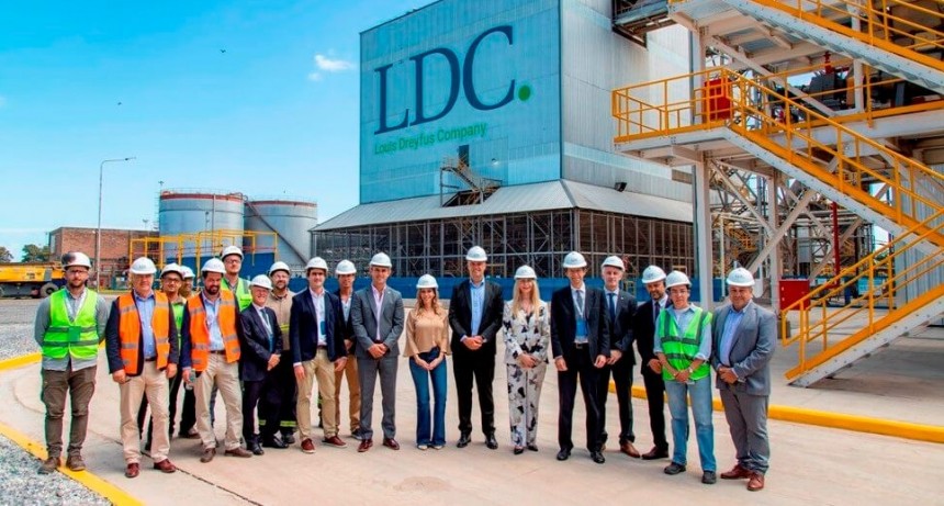 Paran&aacute;: inauguran una planta clave para procesar semillas y producir biocombustibles