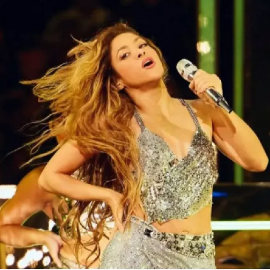 Shakira llegó finalmente a Argentina para presentar su show: 