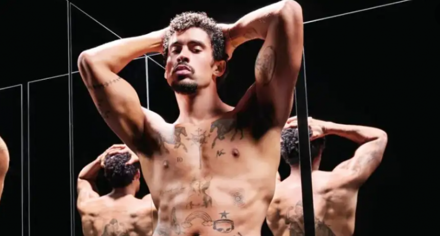 Bad Bunny posó en ropa interior para Calvin Klein y prendió fuego la red