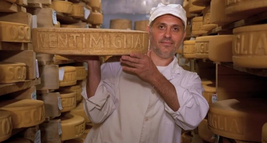 Diversificación lechera: en tierra de peras y manzanas, un tambo produce quesos de autor