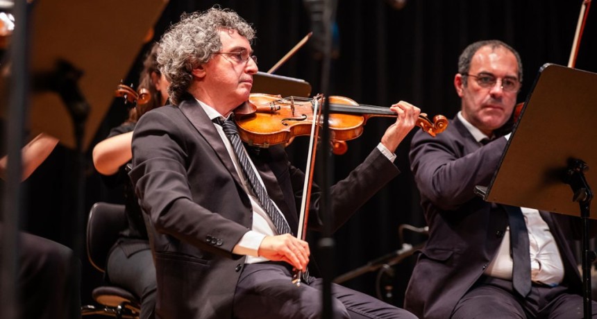Cuchi Leguizam&oacute;n: Homenaje por la Orquesta Nacional de M&uacute;sica Argentina