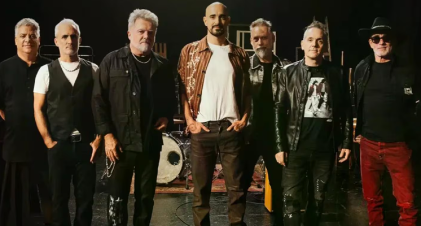 Abel Pintos sorprendi&oacute; con un proyecto por fuera del folklore 