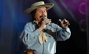 El cantautor misionero Ramón Ayala celebra sus 90 años en el CAFF