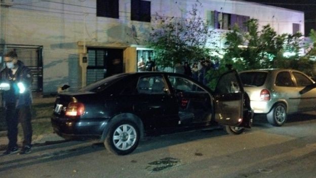 Asesinaron a tiros a un joven y su bebé, e hirieron a la madre