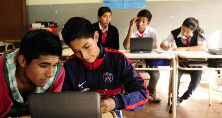  Se invertirán US$445 millones para proveer de Internet a todas las escuelas del país 