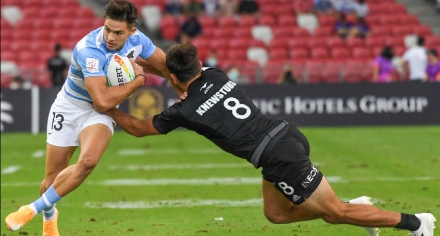 Los Pumas avanzaron a cuartos de final en el Seven y jugarán ante Australia