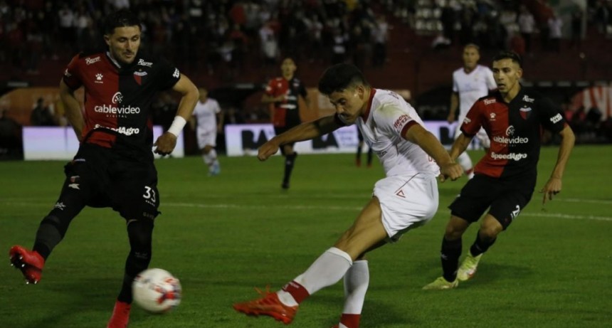  Huracán y Colón igualaron con la polémica del VAR y resignaron chances de clasificación 