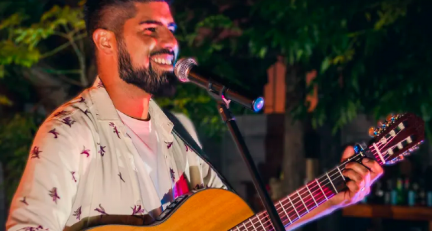 “Camino del amor“ es el nuevo video de Pablo Ponce. Ya está disponible en redes