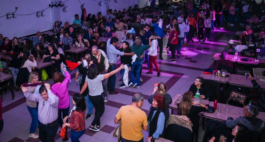 El Municipio de Tigre puso en marcha la edición 2024 del ciclo La Peña de Noche