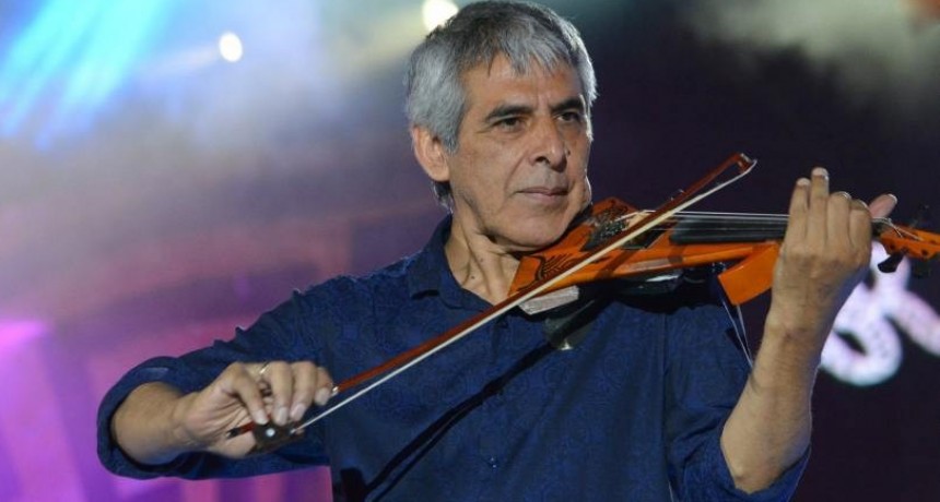 Chau Peteco Carabajal: se fue del país y dejó un mensaje para el folklore