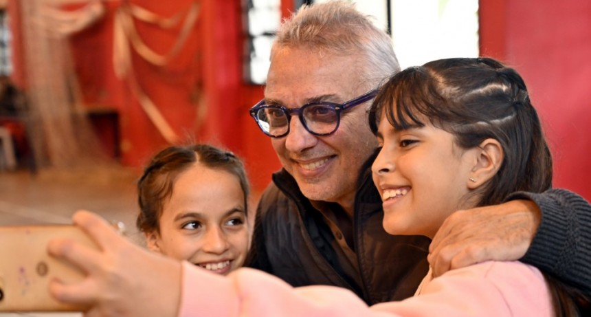 Julio Zamora acompañó el desarrollo de actividades culturales y deportivas en distintos puntos de Tigre