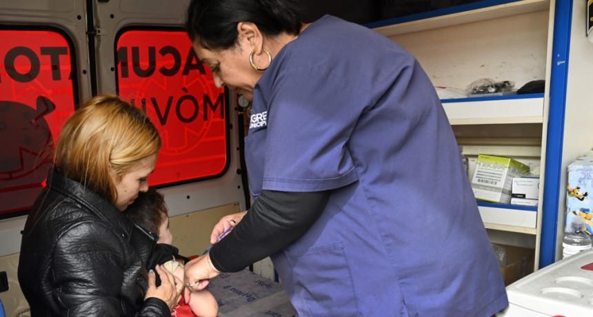 El Municipio de Tigre puso en marcha el vacunatorio móvil destinado a niños y niñas del distrito