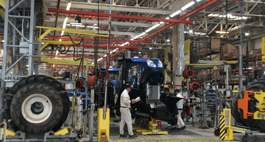 La maquinaria agrícola empuja un repunte en un indicador clave para la actividad industrial