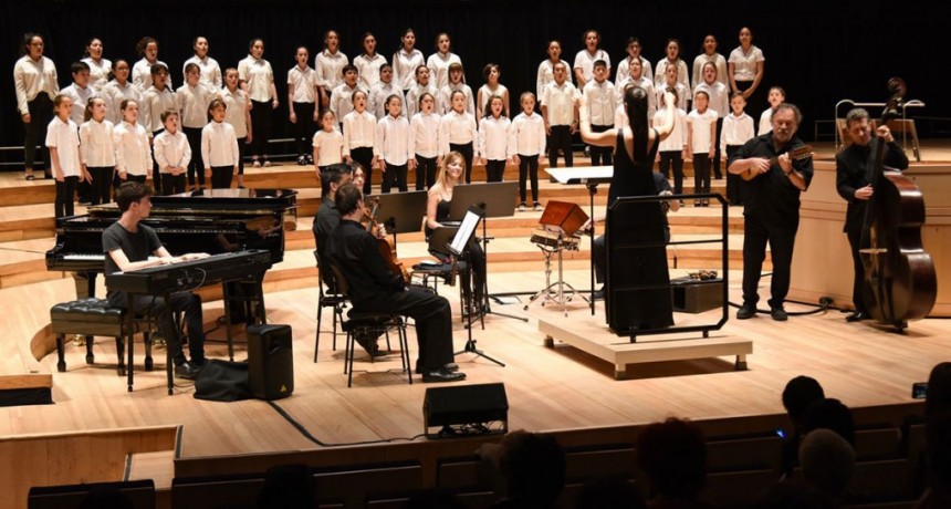 Programa Escuela de Canto Coral: muestra didáctica