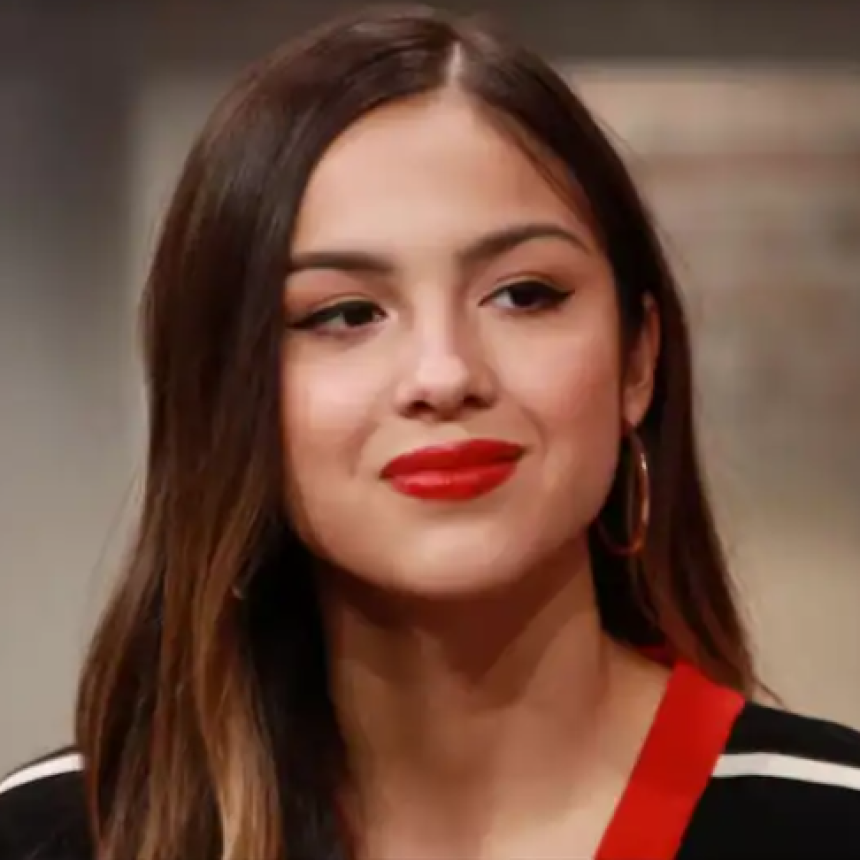 Olivia Rodrigo con nuevo &aacute;lbum: &ldquo;Pretty sad for a girl in love&rdquo;