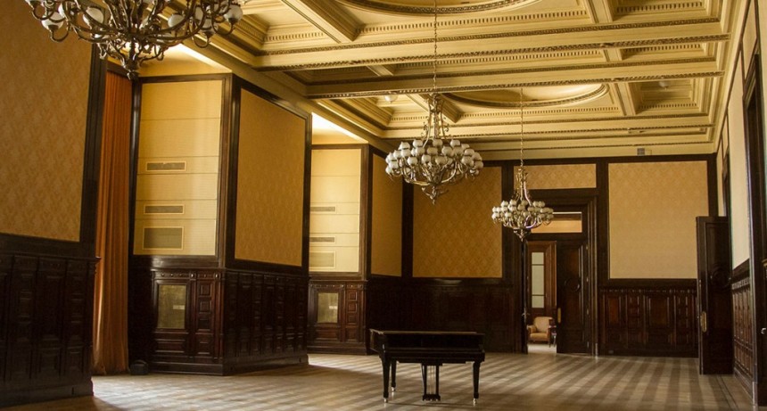 &Oacute;pera al atardecer, con solistas del Coro Polif&oacute;nico Nacional