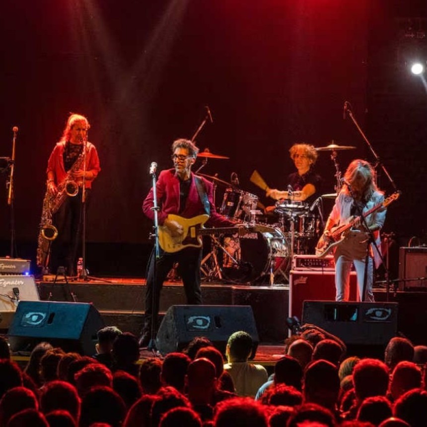 La Portuaria regresa tras 15 a&ntilde;os con su nuevo disco de rock &ldquo;La vida en la tierra&rdquo;