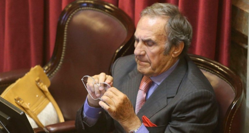 Reutemann continúa en terapia intensiva pero 