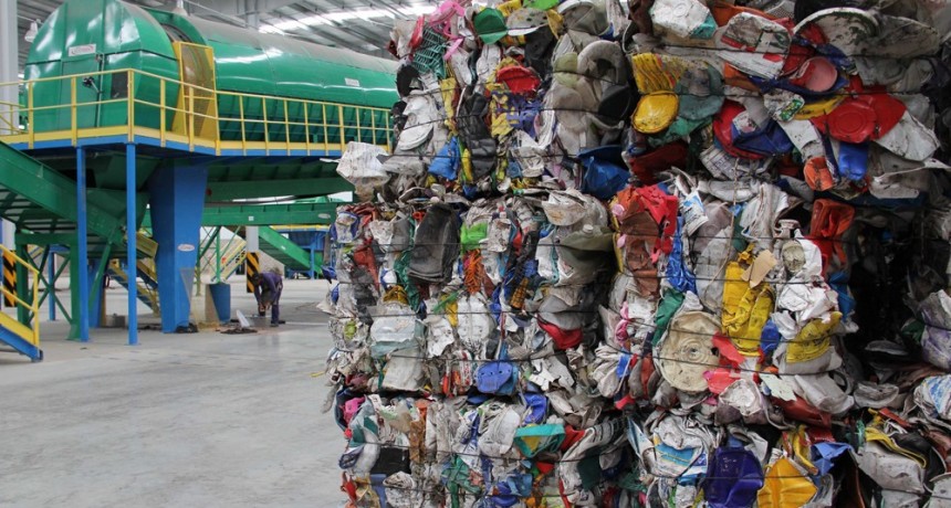 Responsabilidad de los productores, educación y políticas públicas, las claves para el reciclaje