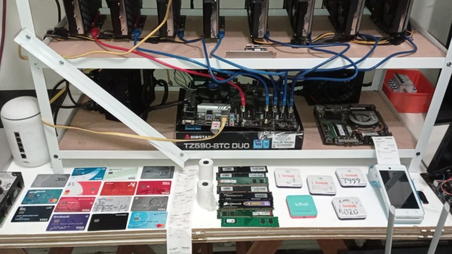 Cayó un hacker acusado de mantener cautivo a un hombre para que le haga compras online