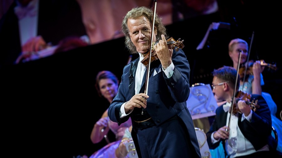 Regresa al país André Rieu, el violinista que llena estadios con valses de Johann Strauss