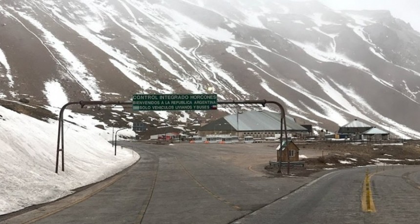 Reabren desde hoy todos los pasos fronterizos terrestres con Chile